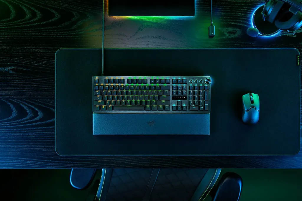 RAZER HUNTSMAN V3 PRO US LAYOUT - BLACK
