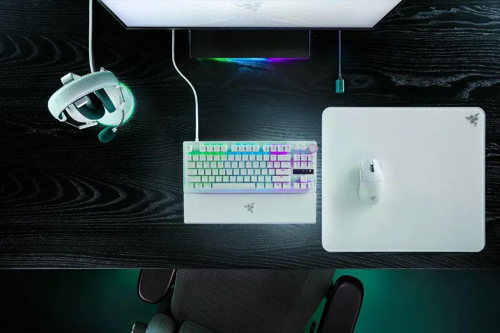 RAZER HUNTSMAN V3 PRO TENKEYLESS US LAYOUT - WHITE